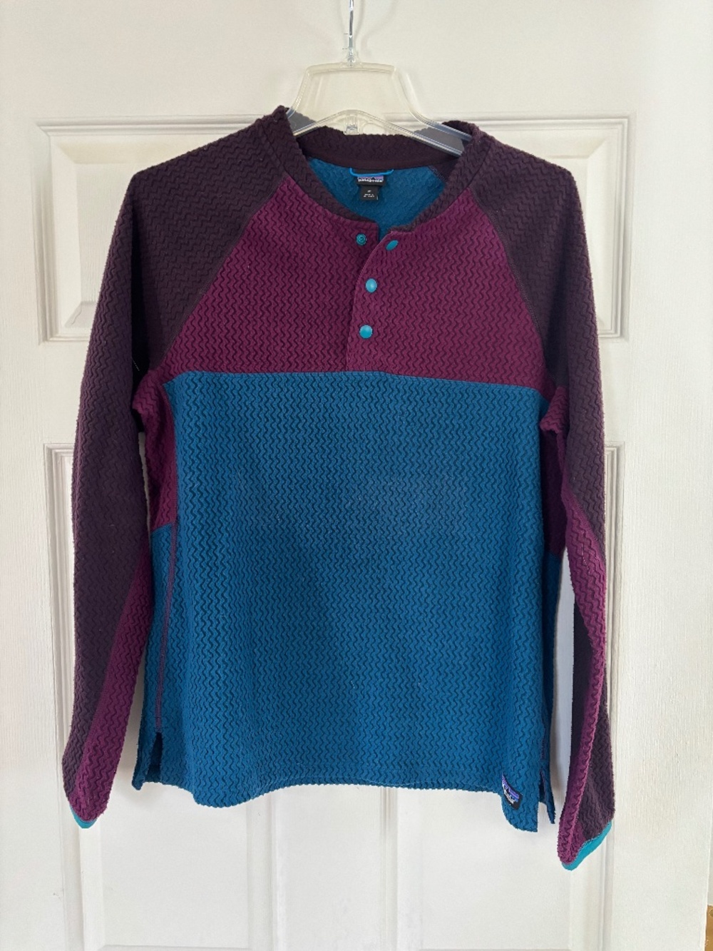Patagonia W's R1 Air Henley
